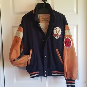 Vintage medium Louisville slugger jacket ⚾️